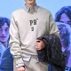 [홍콩명품,PRADA] 프라다 25SS 로고 프린트 맨투맨 티셔츠 (그레이), BM22967, KB, 레플리카의류,미러급사이트