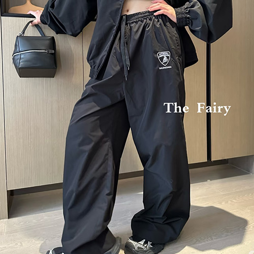 [홍콩명품.BALENCIAGA] 발렌시아가 25SS 로고 자수 오버핏 조거 팬츠 바지 (블랙), BM22990, KB, 레플리카의류,미러급사이트