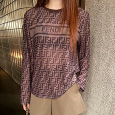 [홍콩명품,FENDI] 펜디 25SS 로고 여성 FF패턴 긴팔 티셔츠 (브라운), BM23270, PG, 레플리카의류,미러급사이트