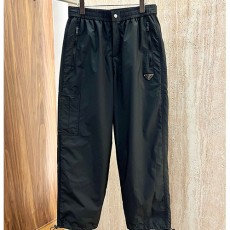 [홍콩명품,PRADA] 프라다 25SS 삼각로고 조거 팬츠 바지 (블랙), BM23387, G5, 레플리카의류,미러급사이트