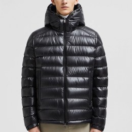 [홍콩명품.MONCLER] 몽클레어 25SS 로고 경량 후드 다운 패딩 자켓 (블랙), BM23692, HH, 레플리카의류,미러급사이트