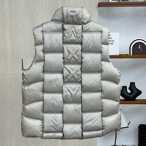[홍콩명품.MONCLER] 몽클레어 25SS 로고 Christopher Raxxy 다운 패딩 조끼 베스트 (2컬러), BM23695, KK, 레플리카의류,미러급사이트