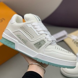 [가격문의][홍콩명품.LOUIS VUITTON] 루이비통 25SS 로고 남여 모노그램 트레이너 스니커즈 운동화 (화이트-스카이블루), SE5871, PMD, 명품스니커즈,운동화,구두,로퍼,하이탑,신발