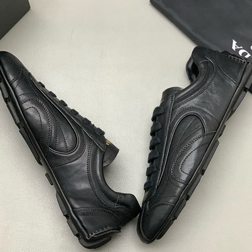 [가격문의][홍콩명품,PRADA] 프라다 25SS 로고 레더 가죽 스니커즈 운동화 (블랙), SE5881, PMD, 명품스니커즈,운동화,구두,로퍼,하이탑,신발