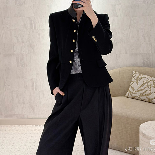[가격문의][홍콩명품.LOUIS VUITTON] 루이비통 25SS 로고 여성 정장 자켓 1AJFC0 + 오버핏 팬츠 바지 상하의 세트 (블랙), BM24020, MC, 레플리카의류,미러급사이트
