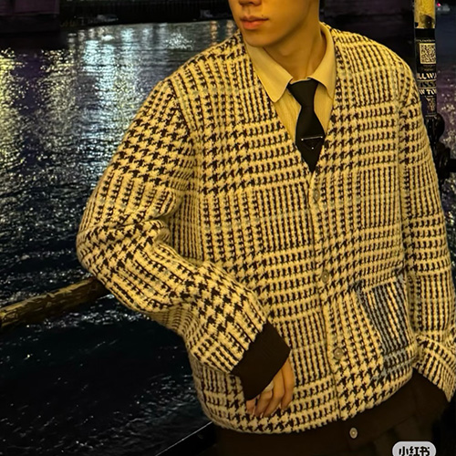 [홍콩명품.LOUIS VUITTON] 루이비통 25SS 로고 패턴 니트 가디건, BM24059, KK, 레플리카의류,미러급사이트