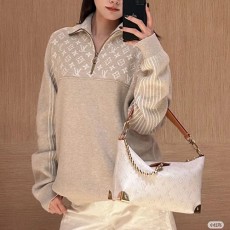 [홍콩명품.LOUIS VUITTON] 루이비통 25SS 로고 여성 모노그램 하이넥 하프지퍼 캐시미어 니트 스웨터 (베이지), BM24093, TBG, 레플리카의류,미러급사이트