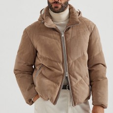 [홍콩명품.Brunello Cucinelli ] 브루넬로 쿠치넬리 25SS 로고 레더 가죽 레더 가죽 후드 구스다운 패딩 자켓 (베이지), BM24108, PG, 레플리카의류,미러급사이트