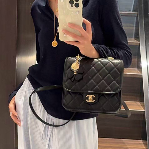 [홍콩명품.CHANEL] 샤넬 25SS 로고 레더 가죽 퀄팅 핸드백 크로스백 (블랙-금장), BGM5528, BDA, 홍콩명품가방,명품쇼핑몰,크로스백,핸드백,구매대행
