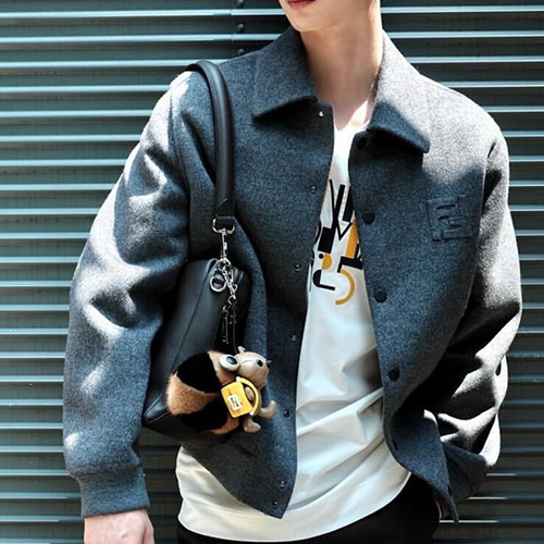 [홍콩명품,FENDI] 펜디 26SS 로고 카라 봄버 자켓 (그레이), BM24315, JL, 레플리카의류,미러급사이트