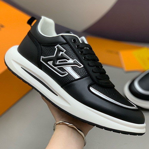 [홍콩명품.LOUIS VUITTON] 루이비통 26SS 로고 레더 가죽 스니커즈 운동화 (블랙), SE6043, PMD, 명품스니커즈,운동화,구두,로퍼,하이탑,신발