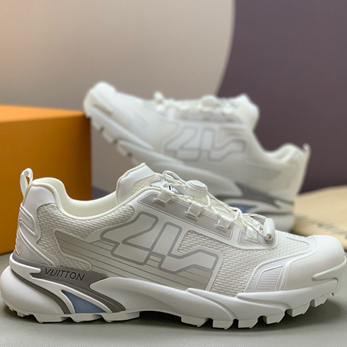 [홍콩명품.LOUIS VUITTON] 루이비통 26SS 로고 RUNNER TATIC 스니커즈 운동화 (화이트), SE6048, PMD, 명품스니커즈,운동화,구두,로퍼,하이탑,신발