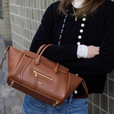 [홍콩명품.CELINE] 셀린느 26SS 로고 NEW LUGGAGE 스몰 토트백 핸드백 (브라운), BGM5548, BDA, 홍콩명품가방,명품쇼핑몰,크로스백,핸드백,구매대행