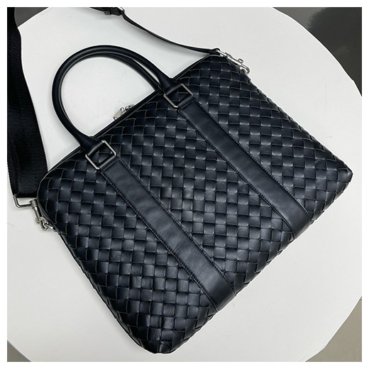 [홍콩명품.BOTTEGA VENETA] 보테가베네타 26SS 로고 인트레치아토 레더 가죽 메신저백 (블랙), BGM5585, BC, 홍콩명품가방,명품쇼핑몰,크로스백,핸드백,구매대행