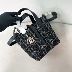 [가격문의][홍콩명품,Christian Dior] 디올 26SS 로고 D-Toujours 스몰 토트백 핸드백 (블랙), BGM5681, BDA, 홍콩명품가방,명품쇼핑몰,크로스백,핸드백,구매대행