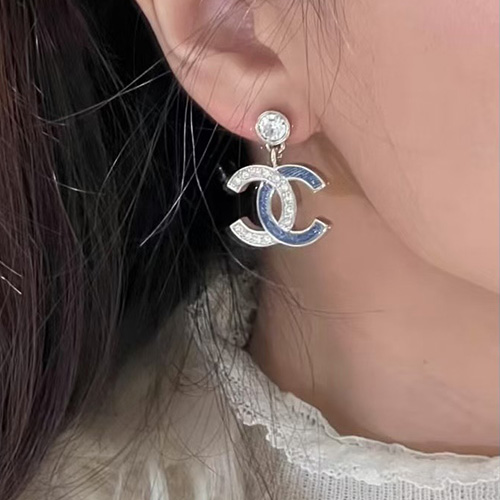 [홍콩명품.CHANEL] 샤넬 26SS 로고 다이아 장식 이어링 귀걸이, ET3398, JL, 명품악세사리,팔찌,귀걸이,반지