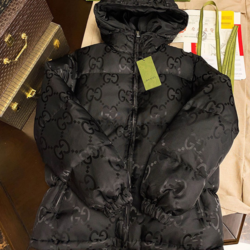 [홍콩명품.Gucci] 구찌 26SS 로고 GG수프림 후드 구스다운 패딩 자켓 (2컬러), BM24785, S1F, 레플리카의류,미러급사이트