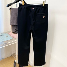 [홍콩명품.MONCLER] 몽클레어 26SS 로고 자수 조거 팬츠 바지 (블랙), BM24890, KSM, 레플리카의류,미러급사이트