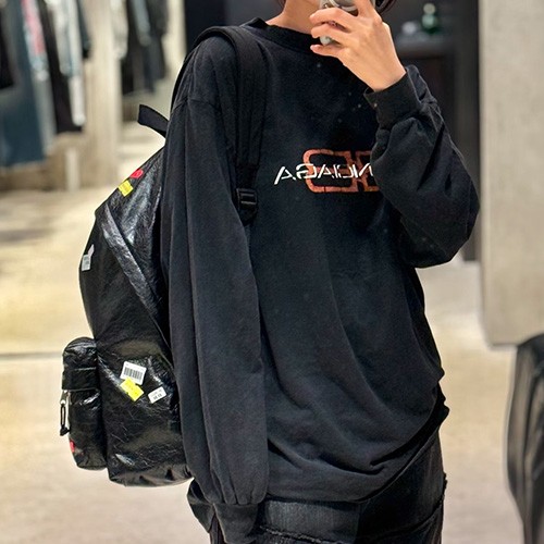 [홍콩명품.BALENCIAGA] 발렌시아가 26SS 로고 프린트 워싱 긴팔 티셔츠 (블랙), BM24946, JL, 레플리카의류,미러급사이트