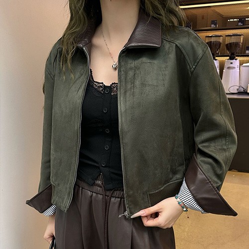 [홍콩명품.BOTTEGA VENETA] 보테가베네타 26SS 로고 여성 레더 가죽 카라 봄버 자켓 (카키), BM25055, TBG, 레플리카의류,미러급사이트