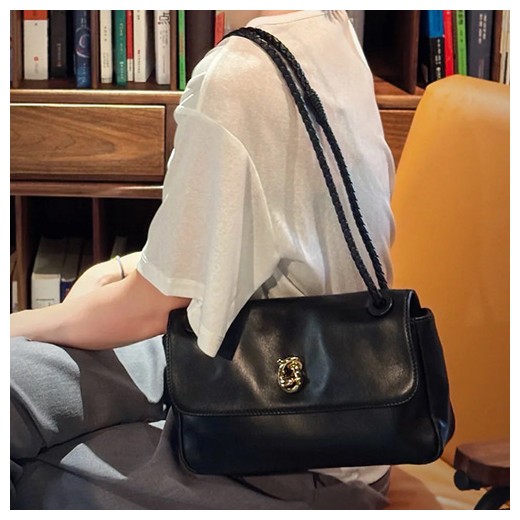 [홍콩명품.BOTTEGA VENETA] 보테가베네타 26SS 로고 매디슨 폰단트 크로스백 836296 (블랙), BGM5739, BDA, 무료배송