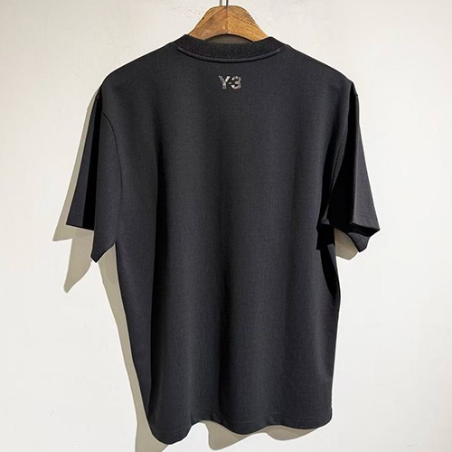 요지야마모토 로고 반팔 티셔츠 (2컬러) 26SS