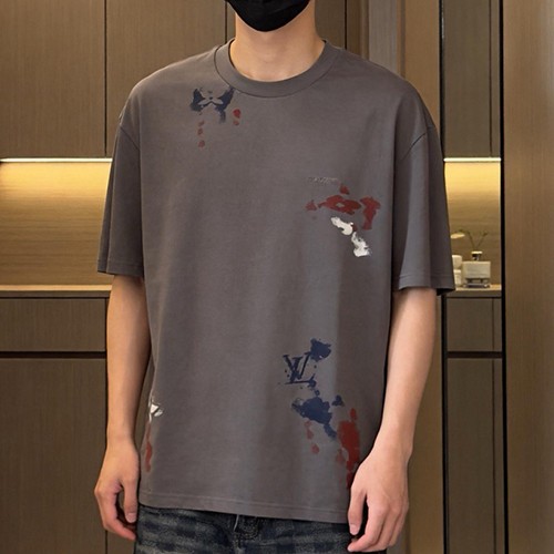 루이비통 로고 그래픽 반팔 티셔츠 (그레이) 26SS