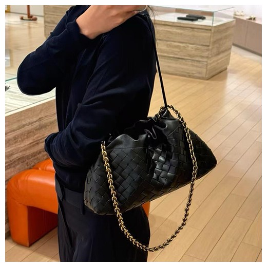 보테가베네타 Dustbag Notte 숄더백 26SS