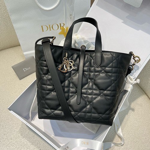 [홍콩명품,Christian Dior] 디올 25SS 로고 TOUJOURS 미디엄 토트백 핸드백 (블랙), BGM4640, BDA, 홍콩명품가방,명품쇼핑몰,크로스백,핸드백,구매대행