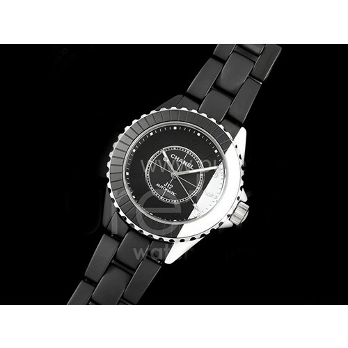 [홍콩명품.CHANEL] 샤넬 J13 38mm 블랙/화이트 세라믹 베젤 블랙 다이얼