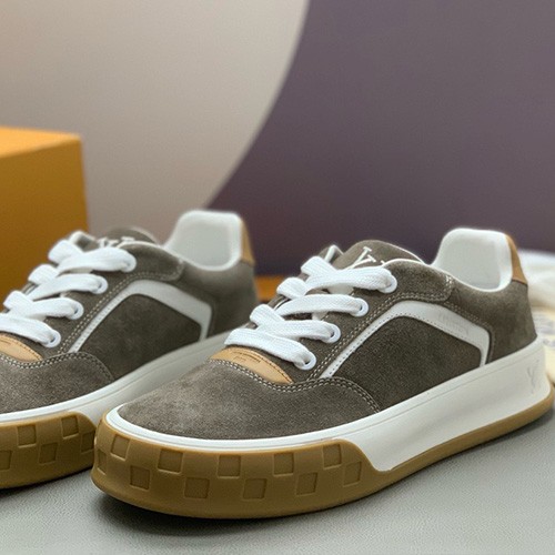 [홍콩명품.LOUIS VUITTON] 루이비통 25SS 로고 TILTED 스니커즈 운동화 (브라운), SE5856, PMD, 명품스니커즈,운동화,구두,로퍼,하이탑,신발