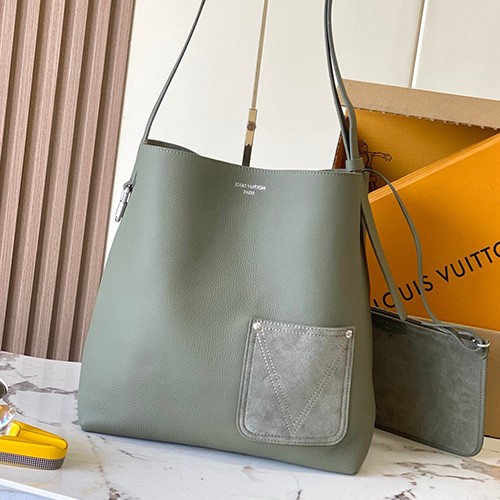 [홍콩명품.LOUIS VUITTON] 루이비통 26SS 로고 베르소 호보 (Verso Hobo) M26747 (카키), BGM5640, BDA, 홍콩명품가방,명품쇼핑몰,크로스백,핸드백,구매대행