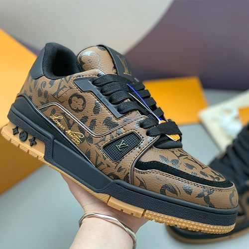 [홍콩명품.LOUIS VUITTON] 루이비통 26SS 로고 남여 모노그램 트레이너 스니커즈 운동화 (블랙-브라운), SE6122, PMD, 명품스니커즈,운동화,구두,로퍼,하이탑,신발
