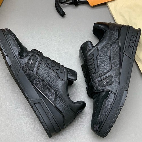 [홍콩명품.LOUIS VUITTON] 루이비통 26SS 로고 모노그램 트레이너 스니커즈 운동화 (블랙), SE6125, PMD, 명품스니커즈,운동화,구두,로퍼,하이탑,신발