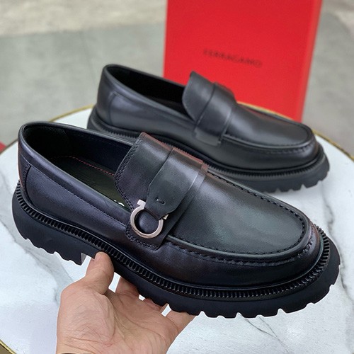[홍콩명품.FERRAGAMO] 페레가모 26SS 로고 레더 가죽 워커 구두 로퍼 (블랙), SE6176, S2, 무료배송
