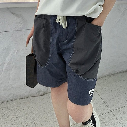 프라다 삼각로고 나일론 쇼츠 반바지 (블루) 26SS