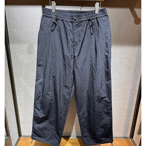 프라다 삼각로고 나일론 조거 팬츠 바지 (블랙) 26SS