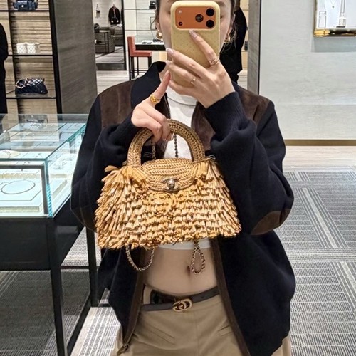 샤넬 로고 켈리 쇼핑백19 AS4416 26SS