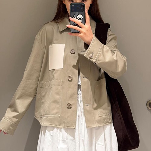 로에베 여성 카라 자켓 26SS
