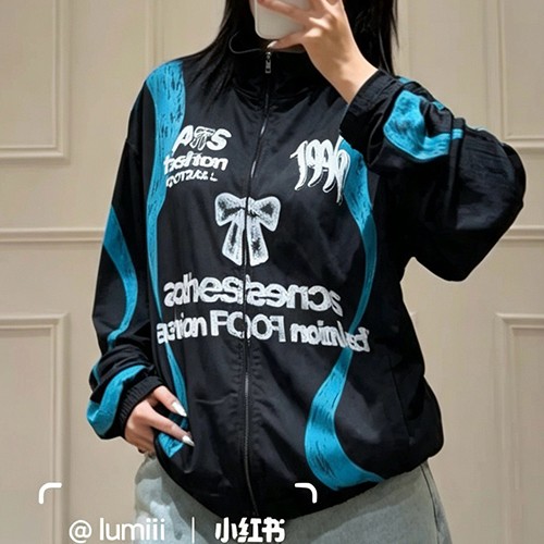 발렌시아가 터틀넥 윈드브레이커 자켓 26SS