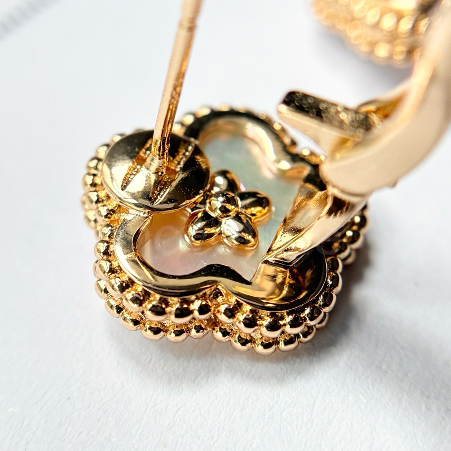 반클리프아펠 Lucky Spring 1.45cm 이어링 귀걸이 26SS 상세이미지 4